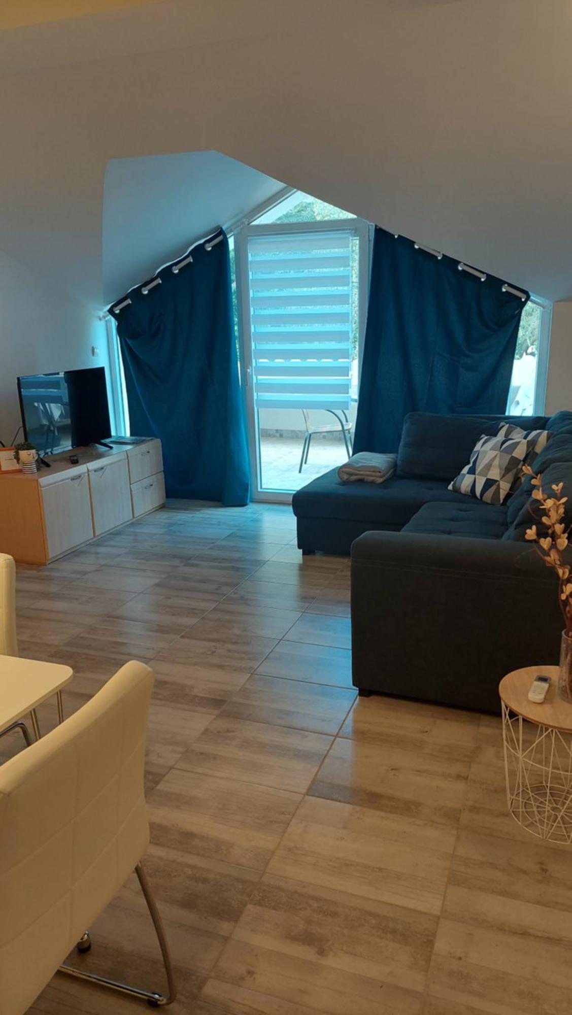 Modric Apartment *
